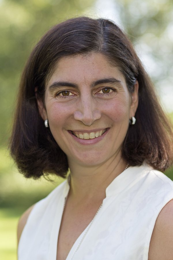 Elena Herrmann